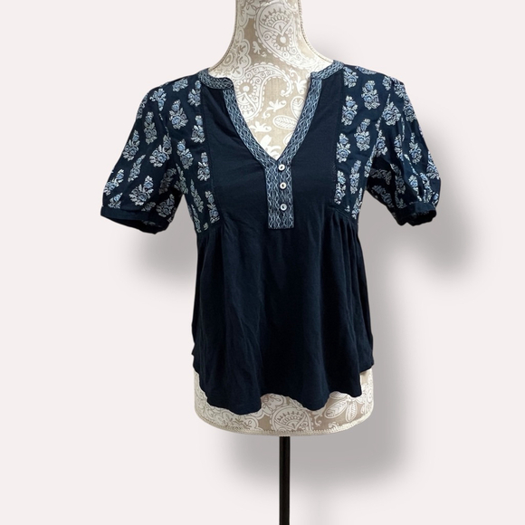 Lucky Brand Tops - Lucky Brand Boho Peasant Top Navy Blue Floral Short Sleeve V Neck Women S/P